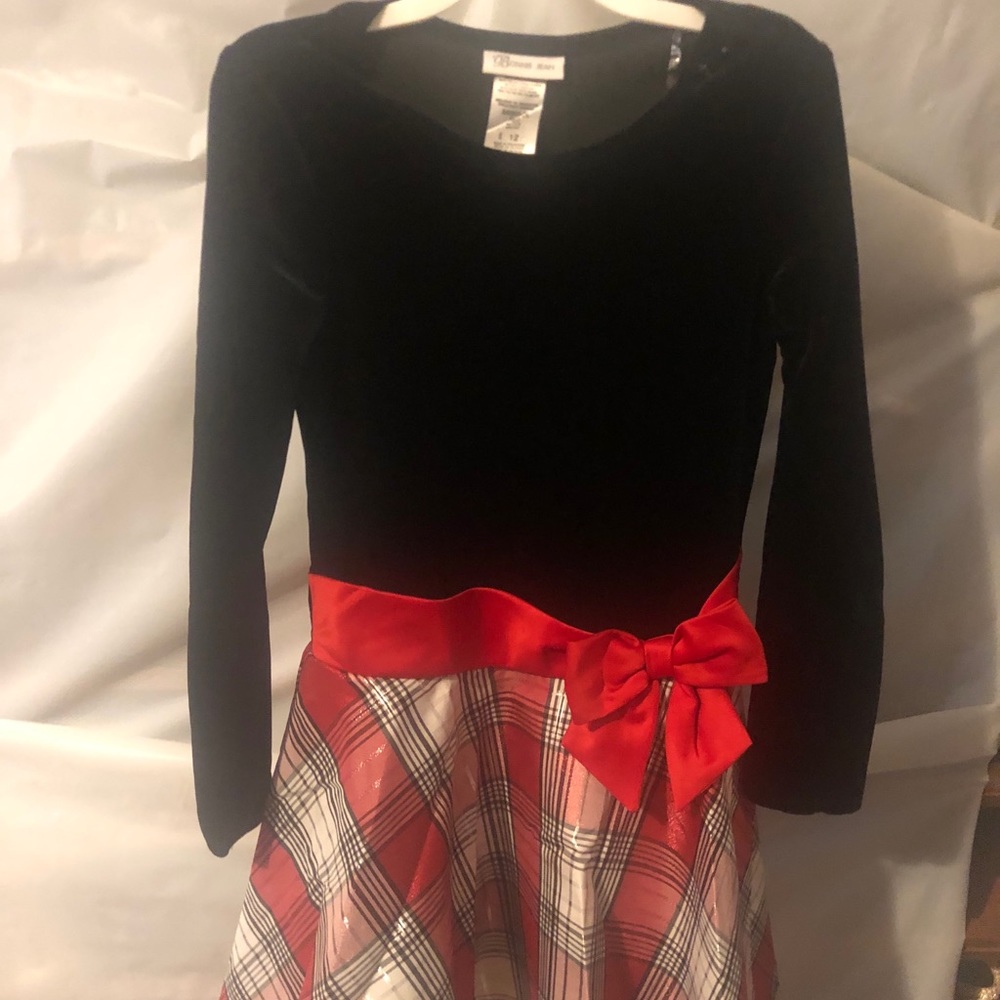 Girls dress